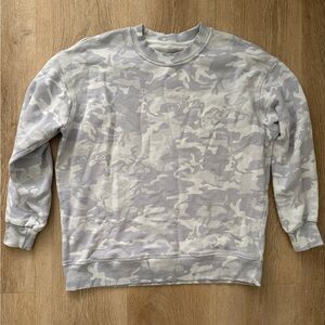 Lululemon Perfectly Oversized Crew Sweatshirt Size 6 Excellent Condition